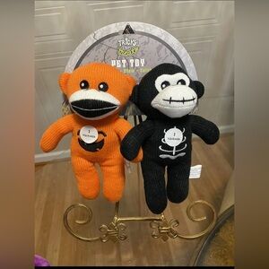 Jmle  Truck For Treats  Set Of 2 Dog Toy Squeaker  8.5”